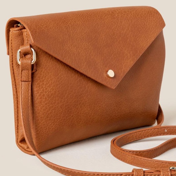 BRAND NEW FLORENCE ENVELOPE CROSSBODY; COGNAC - Picture 2 of 4